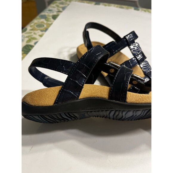 Vionic Amber Navy Blue Croc Embossed Faux Leather Sandals Sz 6 Orthaheel - Picture 11 of 15